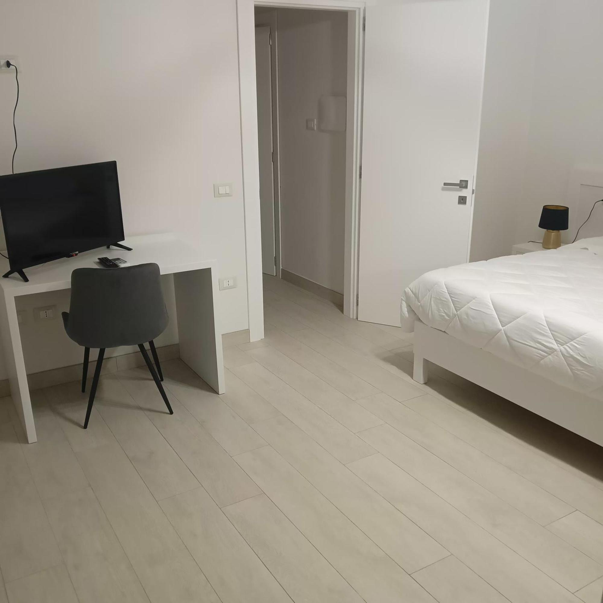 Mya Luxury Rooms And Wellness Melendugno Kültér fotó